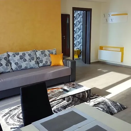 Sky View Apartament *