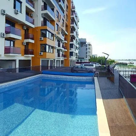 아파트 Sky View Apartament 마마이아